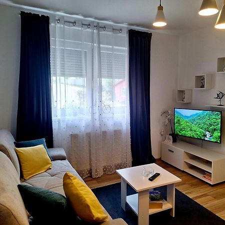 Gospic Riverside Apartment מראה חיצוני תמונה